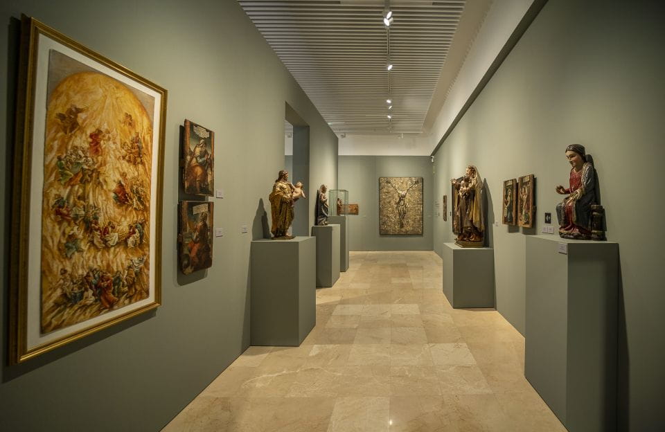 Salamanca: Cathedral of Salamanca Ticket With Audio Guide - Audio Guide Options