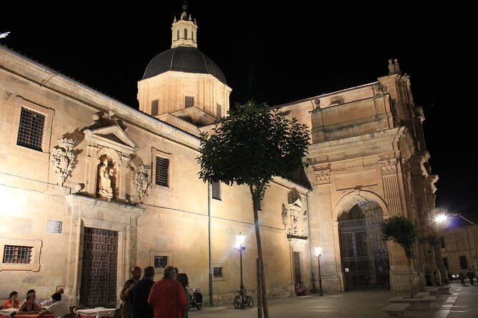 Salamanca Evening Walking Tour bilingual - Price, Logistics, and Overall Value