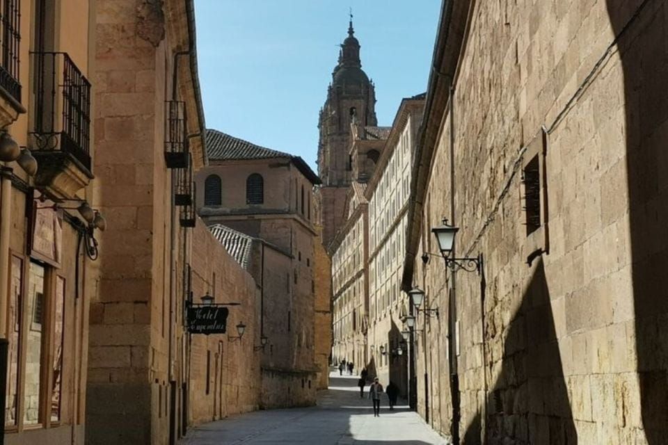 Salamanca: Guided Sightseeing Tour by Bicycle - Recommendations for Participants