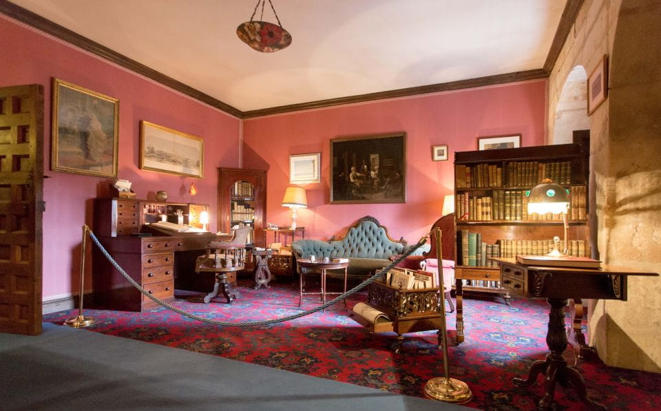 Salamanca: Monterrey Palace Audio-Guided Tour - Art Collections and Architecture