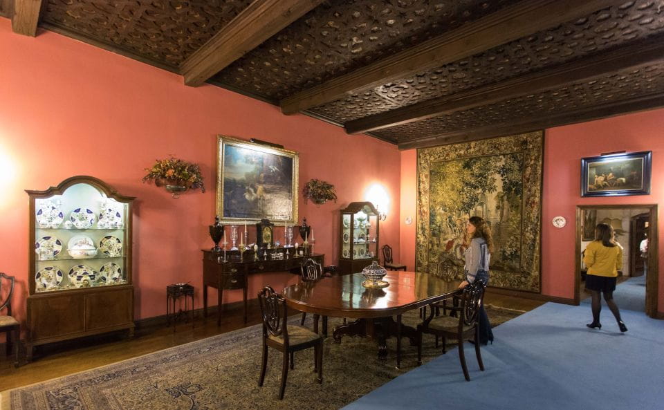 Salamanca: Monterrey Palace Audio-Guided Tour - Panoramic Views and Fortified Towers