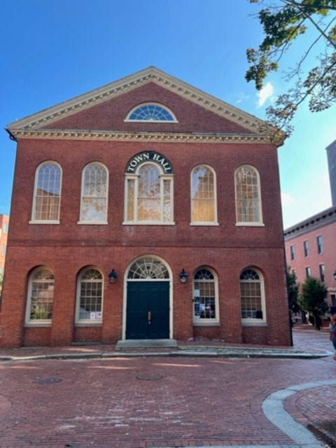 Salem: Psychic Bewitched Tour With Tarot Reading - Tarot Reading Experience