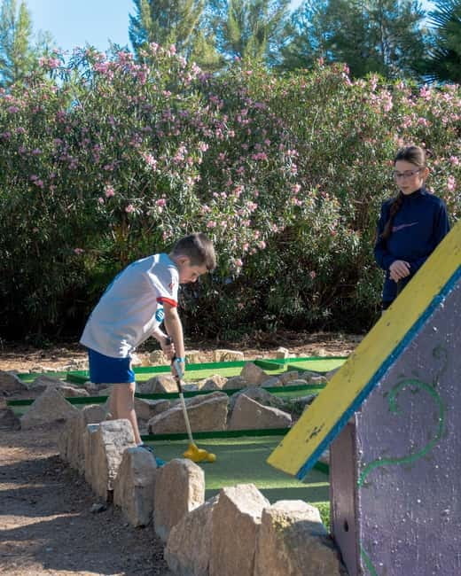 Salou: Minigolf Pass with Gear - Who Should Consider This Activity?