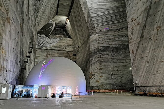 Salt Mine, Planetarium, Winery and Draculas Grave - Private Tour - Group Size