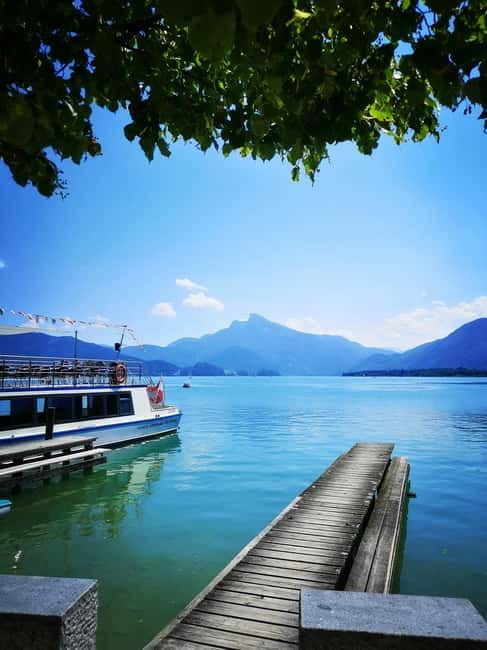 Salzburg: Mondsee Private Tour with Basilica and Lake view - Exploring Mondsee: A lakeside treasure within reach