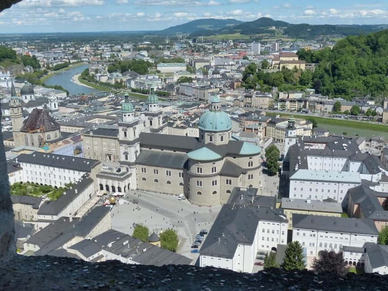 Salzburg Stories: A Private Walking Tour With Local Guide - Price and Practicalities: Worth the Investment