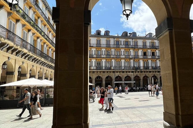 Sampling San Sebastián's History: A Self Guided Audio Tour - Wrapping Up in the Old Town