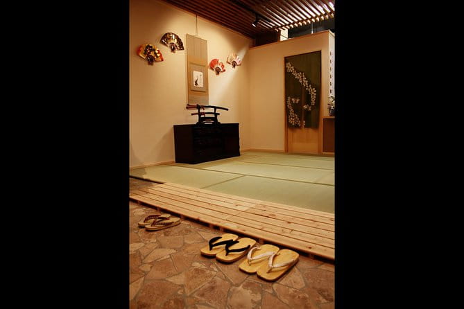 Samurai Performance and Casual Experience: Kyoto Ticket - Historical Context and Narratives