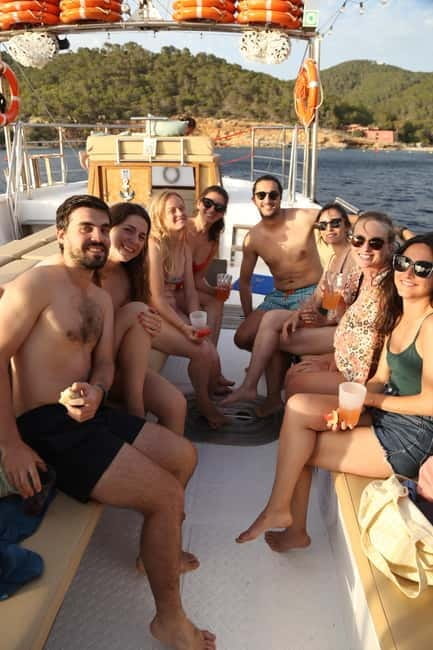 San Antonio: Cala Salada & Cala Gracio Sunset Boat Trip - Exploring Ibiza’s Coast from the Water: A Detailed Review