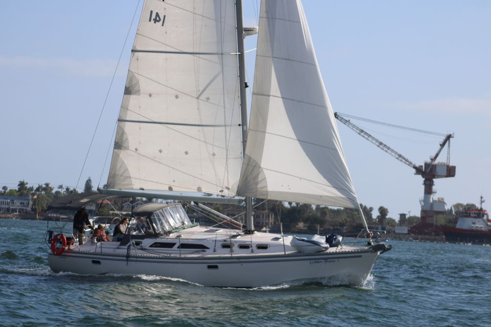 San Diego: San Diego Bay Sunset & Daytime Sailing Experience - Meeting Point and Arrival Time