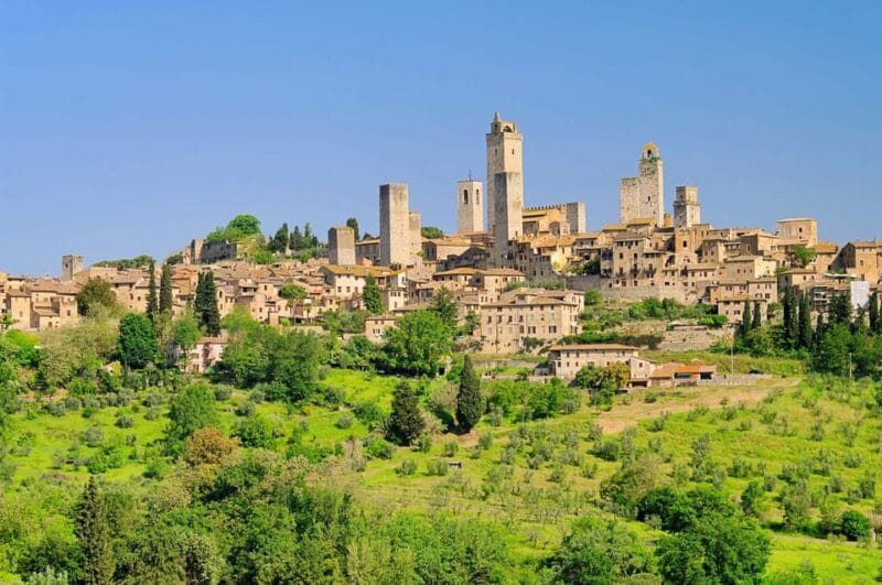 San Gimignano and a Winery with Light Lunch from Pisa - FAQs