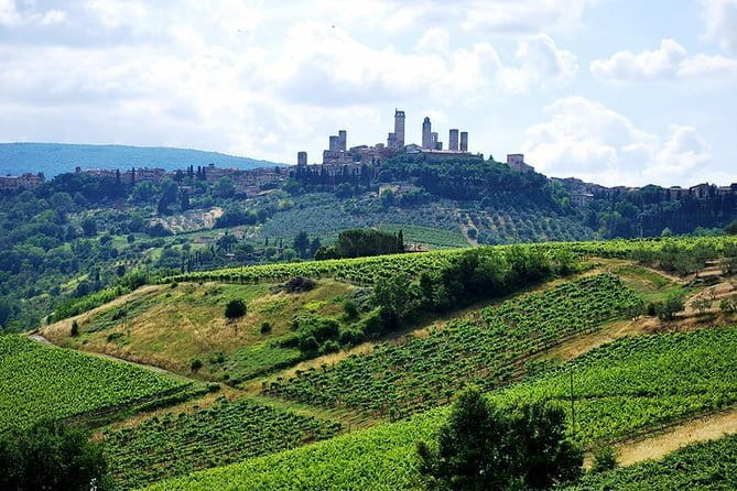 San Gimignano and Chianti Classico Wine and Food PRIVATE TOUR from Florence - Entering Tuscanys Scenic Heart: First Impressions and Transportation