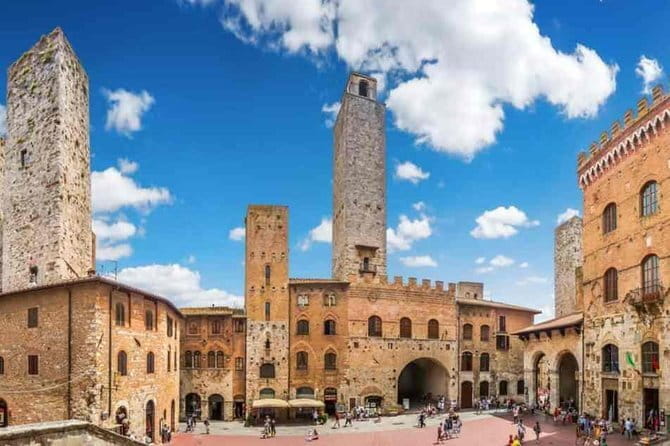 San Gimignano and Volterra private tour: etruscans, romans and middle age jewels - Key points / Takeaways