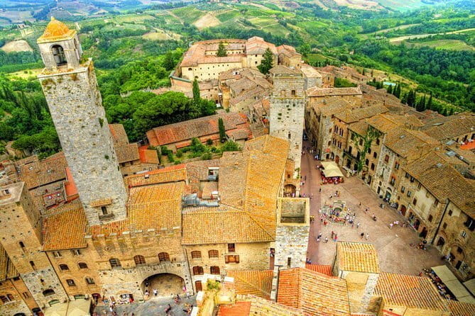 San Gimignano and Volterra private tour: etruscans, romans and middle age jewels - The Journey Starts: Florence’s Santa Maria Novella
