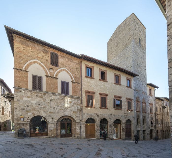 San Gimignano Campatelli Home and Tower Visit - Why This Experience Packs a Punch