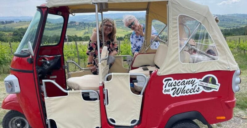 San Gimignano: Chianti Hills Tuk-Tuk Tour for 2 - Key Points / Takeaways