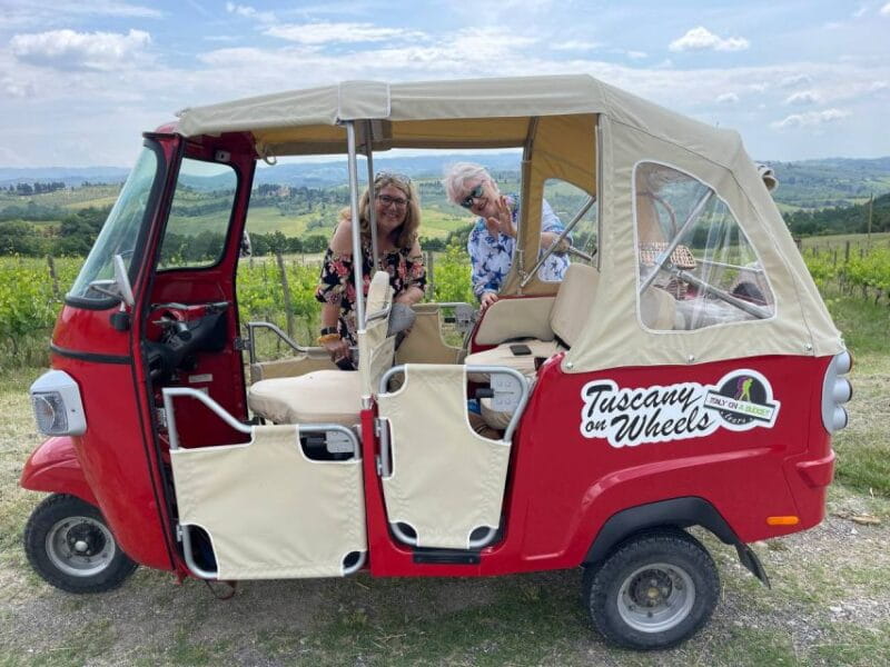 San Gimignano: Chianti Hills Tuk-Tuk Tour for 2 - The Final Scenic Cruise: The Iconic Ape Calessino