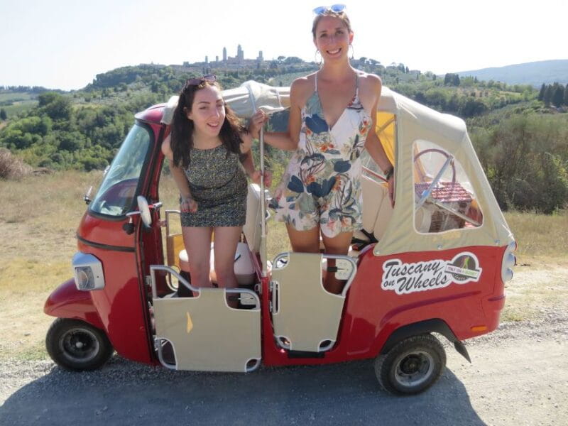 San Gimignano: Chianti Hills Tuk-Tuk Tour for 2 - Who Is This Tour Best For?