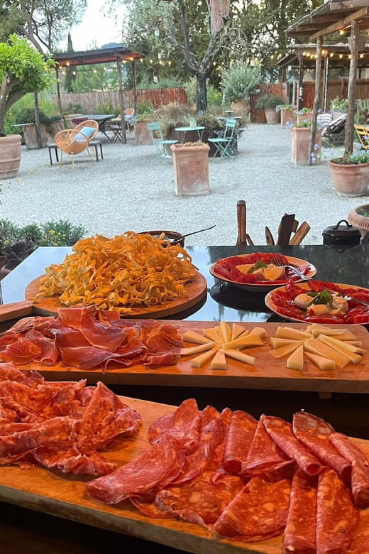 San Gimignano: Home Restaurant Luxury Dinner with Wine - Who Is This Experience Best For?