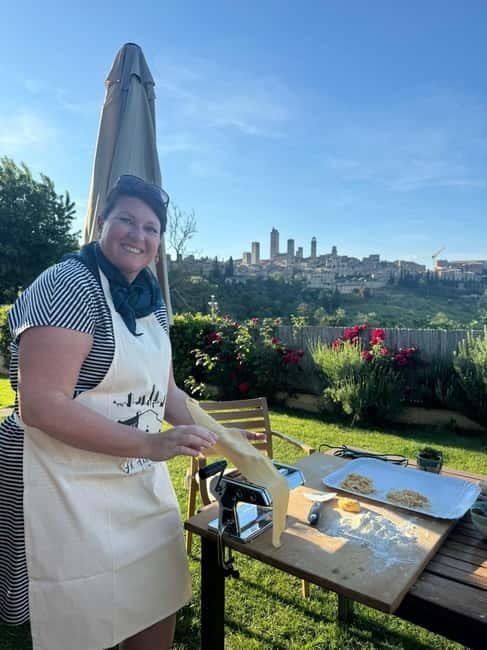 San Gimignano: Pasta-Making Class with Aperitif - Entering the World of Handmade Pasta in Tuscany