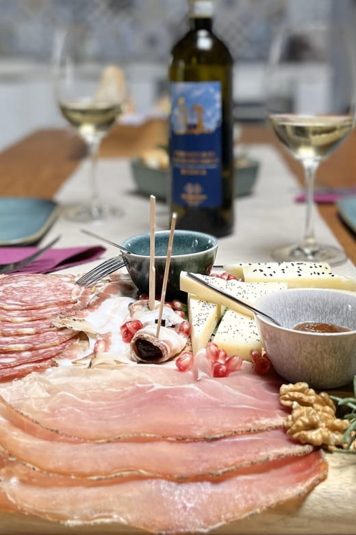 San Gimignano: Vineyard and Cellar Tour with Wine Tasting - Key points / Takeaways