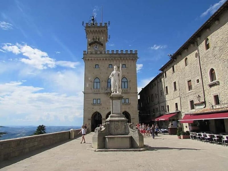 San Marino: Discover the Ancient Land with Transfer - Entering the Tiny but Mighty San Marino