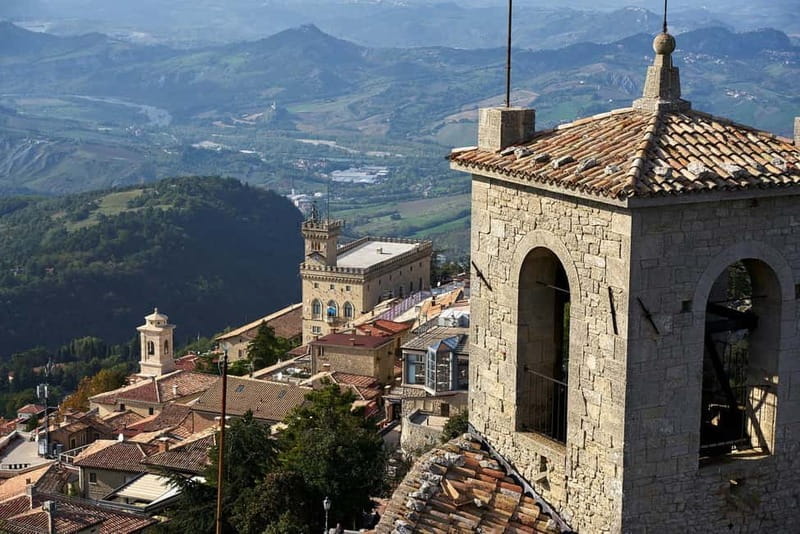 San Marino private guided city tour - Key points / Takeaways