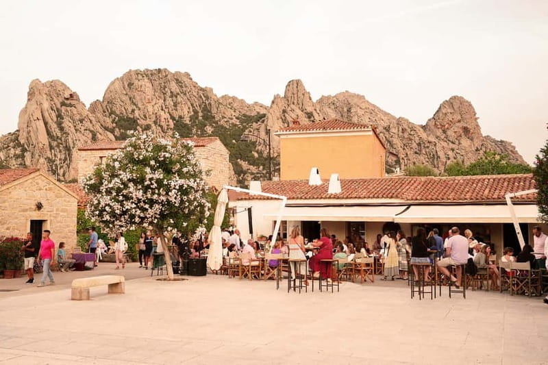 San Pantaleo: Walking Tour with Aperitif - A detailed look at the San Pantaleo experience