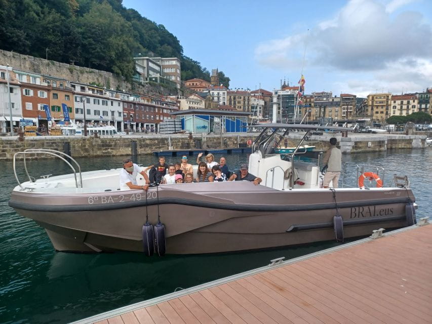 San Sebastian: 2 Bays Evening or Sunset Boat Tour With Cava - Key Points