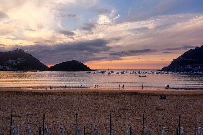 San Sebastián City Bike tour - The Perfect Intro to San Sebastián’s Iconic Spots