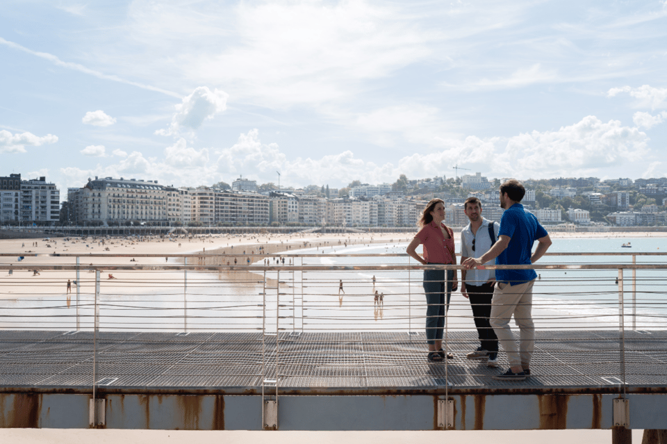 San Sebastian: Guided Walking Tour With Pintxo and Drink - Experience and Highlights