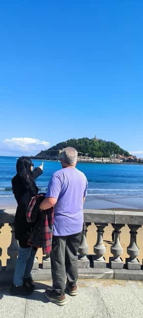 San Sebastian: Private Tour from Pamplona - A Day in San Sebastian: A Closer Look