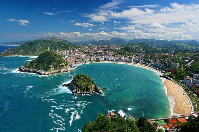 San Sebastián Private Transfer from the city centre to San Sebastián Airport - Key Points / Takeaways