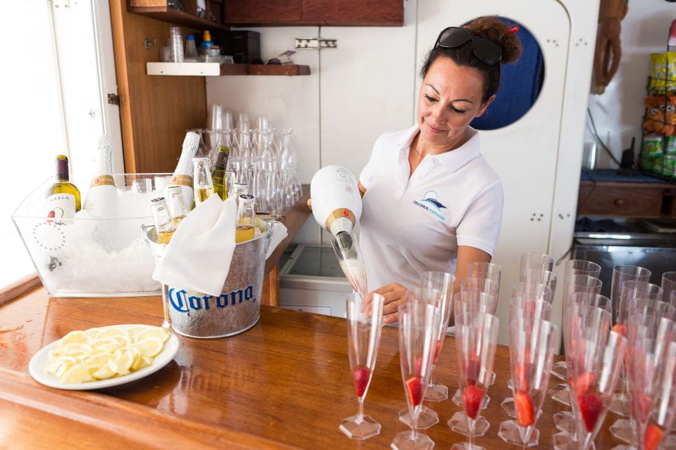 Sant Antoni De Portmany: Sunset Cruise With Drinks and Music - Highlights of the Experience