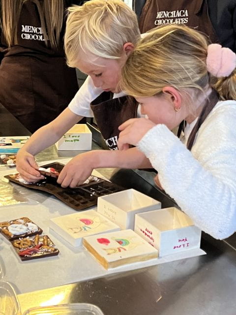 Santa Barbara: Chocolate Bar and Art Box Making Workshop - Key Points