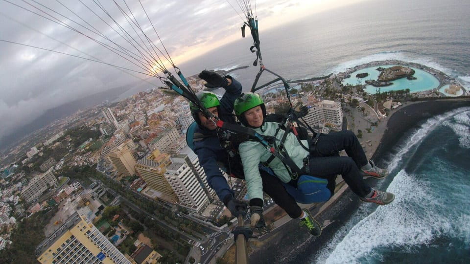 Santa Cruz De Tenerife: Performance Flight Experience - Pilot Expertise