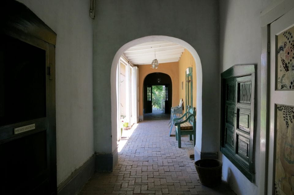 Santa Fe: Canyon Road Arts District Walking Tour - Interactive Experience