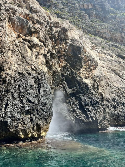 Santa Maria di Leuca: 3-Hour Cave Tour with Aperitif - Who Should Consider This Tour?