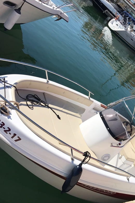 Santa Pola: 2 Hous Rental Boat - Who This Experience Suits Best
