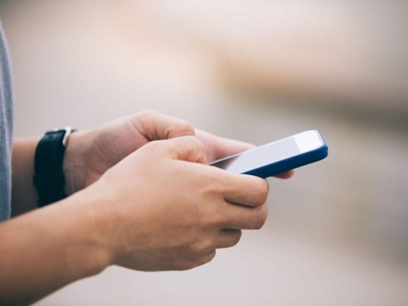 Santa Ponca: CoupleWalk, fun game and city walk for couples - Who Will Love This Experience?