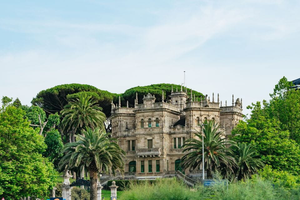 Santander: City Sightseeing Hop-On Hop-Off Bus Tour - Accessibility Features