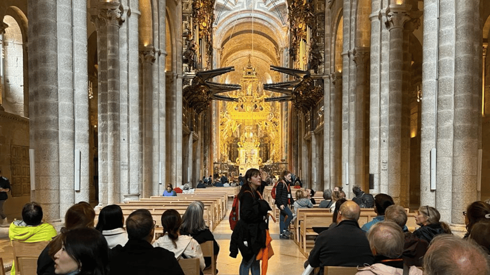 Santiago De Compostela: Cathedral, Museum, and Old Town Tour - Key Points