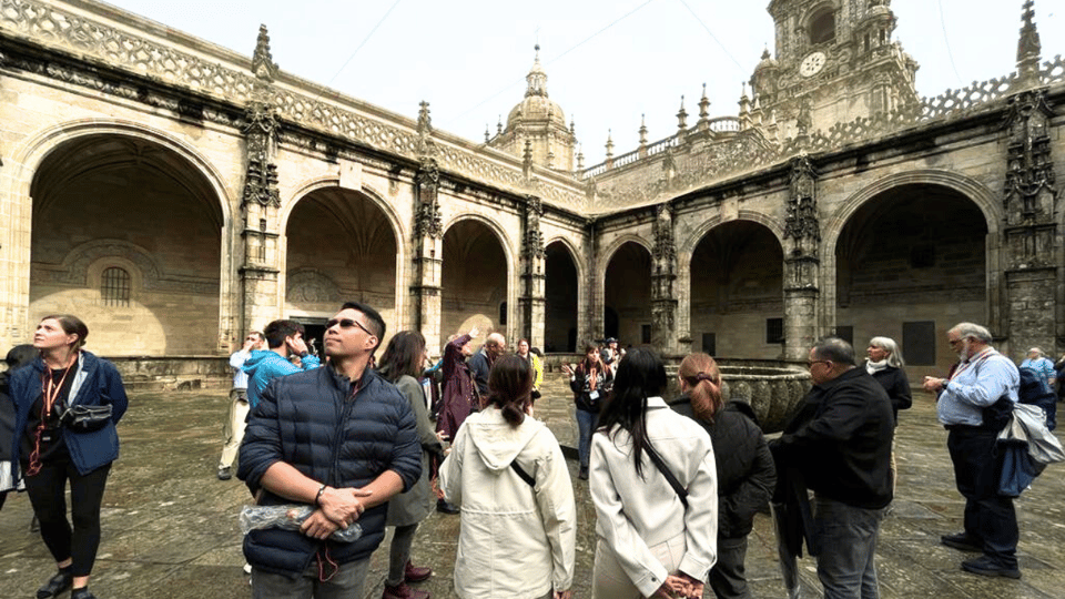Santiago De Compostela: Cathedral, Museum, and Old Town Tour - Accessibility Considerations