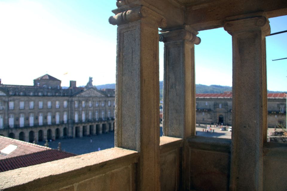 Santiago De Compostela: Cathedral & Museum Private Tour - Key Points
