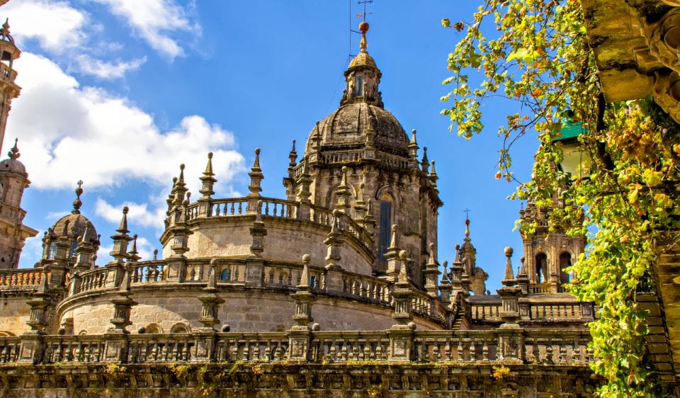 Santiago De Compostela Private 10- Hours Tour From Oporto - Tour Inclusions