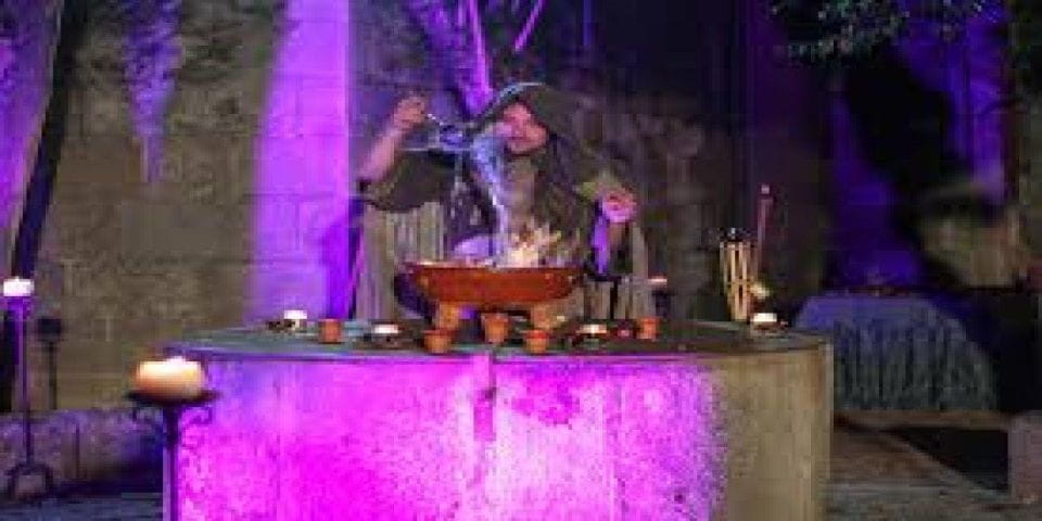 Santiago De Compostela: Queimada Experience Show and Tasting - Highlights of the Show