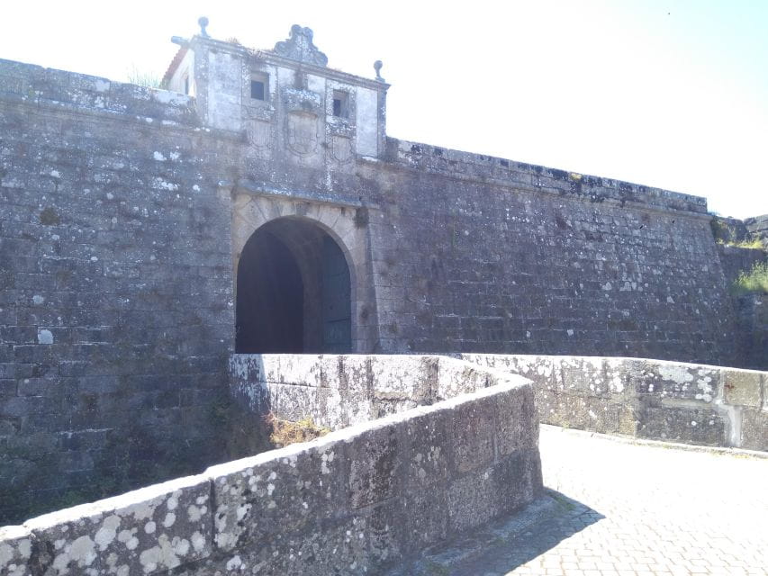 Santiago De Compostela & Valença - Private Tour From Porto - Things To Know