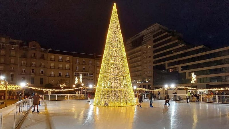 Santiago de Compostela: Vigo Christmas Lights Guided Tour - FAQ