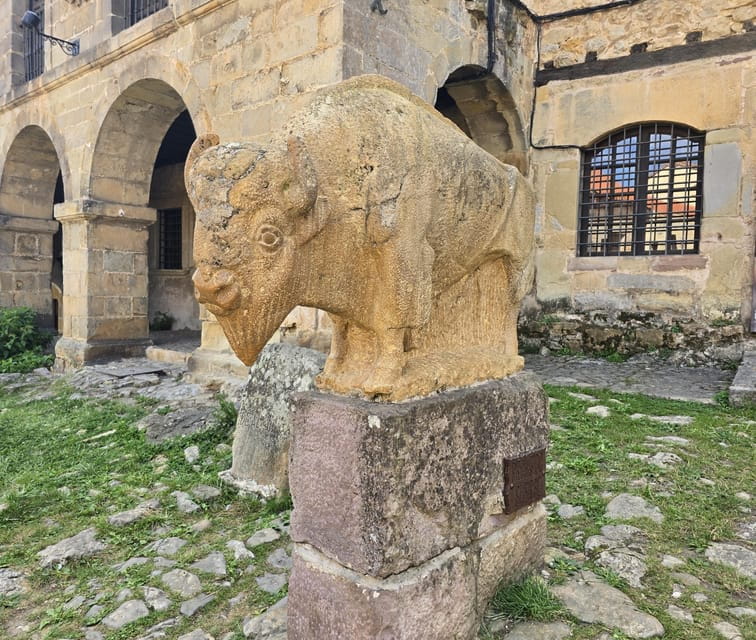 Santillana del Mar: exclusive private tour with Collegiate Church of Santa Juliana - Price, Value, and Practical Tips