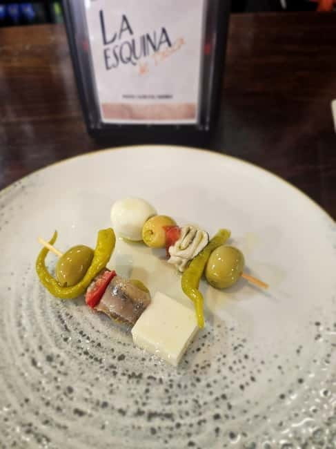 Santoña: Tour and tasting of anchovy gildas - Key Points / Takeaways